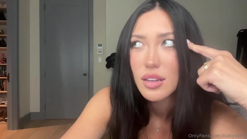 Stefanie Knight - Full March Livestream