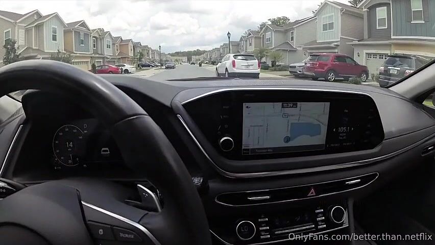 TheGorillaGrip Gives Her Asshole To Uber Driver