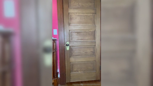 GracieNextDoor Sucks Her Husband Before Going Out