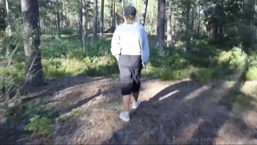 Norwegian Kinkyfitness95 Blowjob In Woods