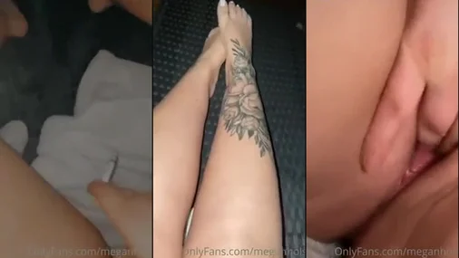 Dänisch Milf Megan Holst Raucht eine Zigarette, während sie mit ihrer engen Muschi spielt