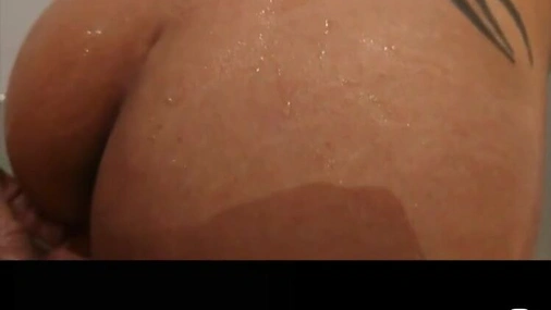 Swedish Depani Sex in bathtub