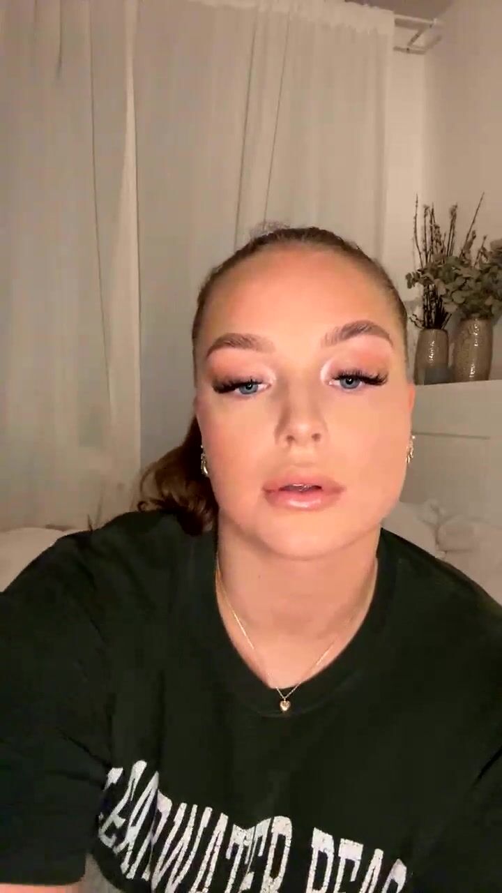 Tindra Imhauser Full Onlyfans Livestream with JOI And Handjob