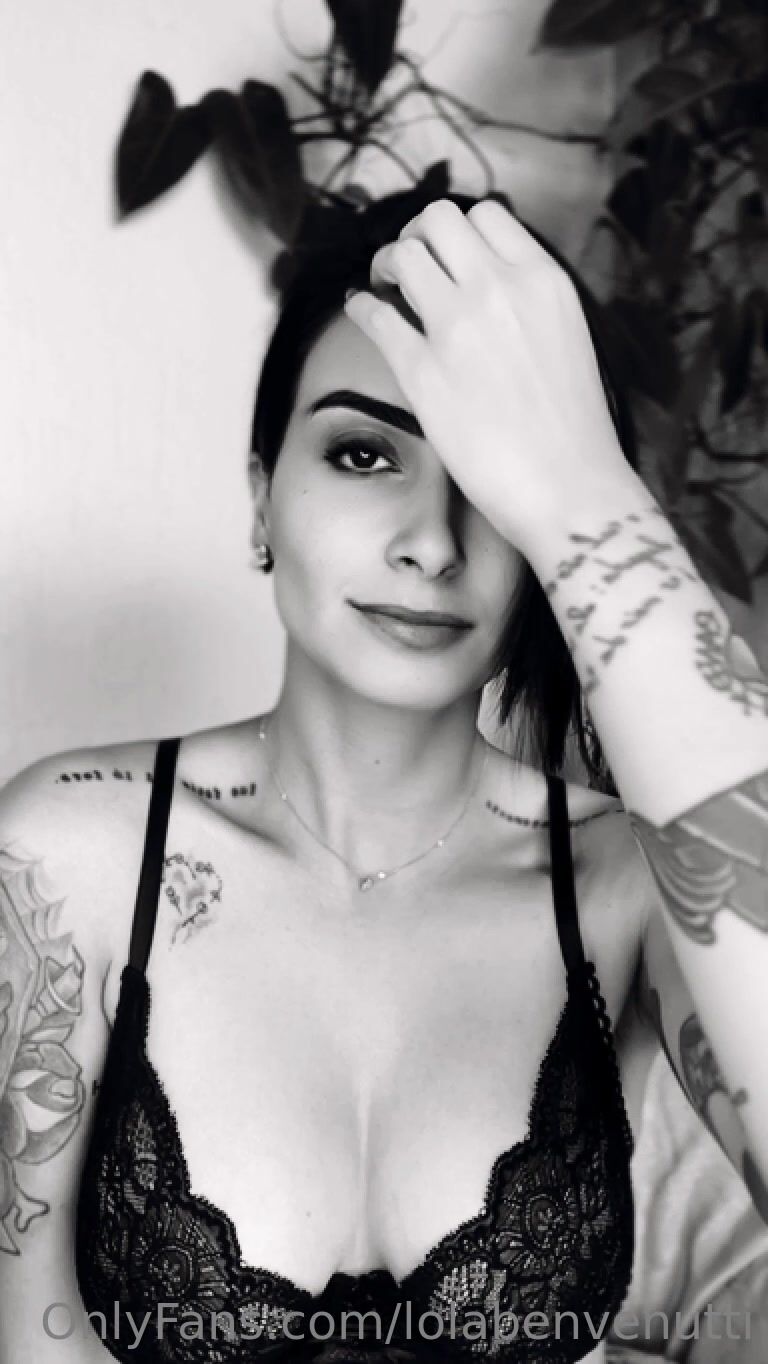 Orgasmic Face Of Lola Benvenutti