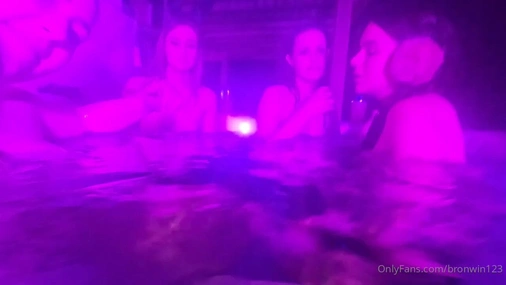 Bronwin Aurora Pool Party With Lesbian Friends
