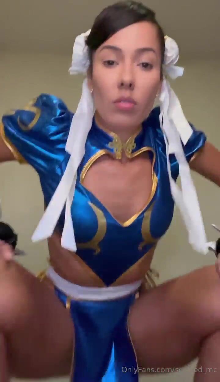 Sexy Red Magic City Cosplay Booty Shake