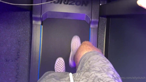 Elly Clutch - Hooking Up With Gym Crush
