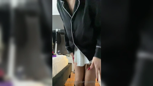 strip and play