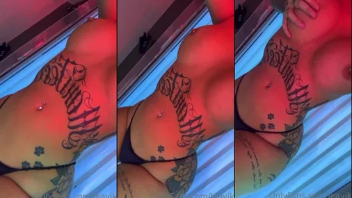 Norwegian Tattooed Lea Big Tits At Solarium