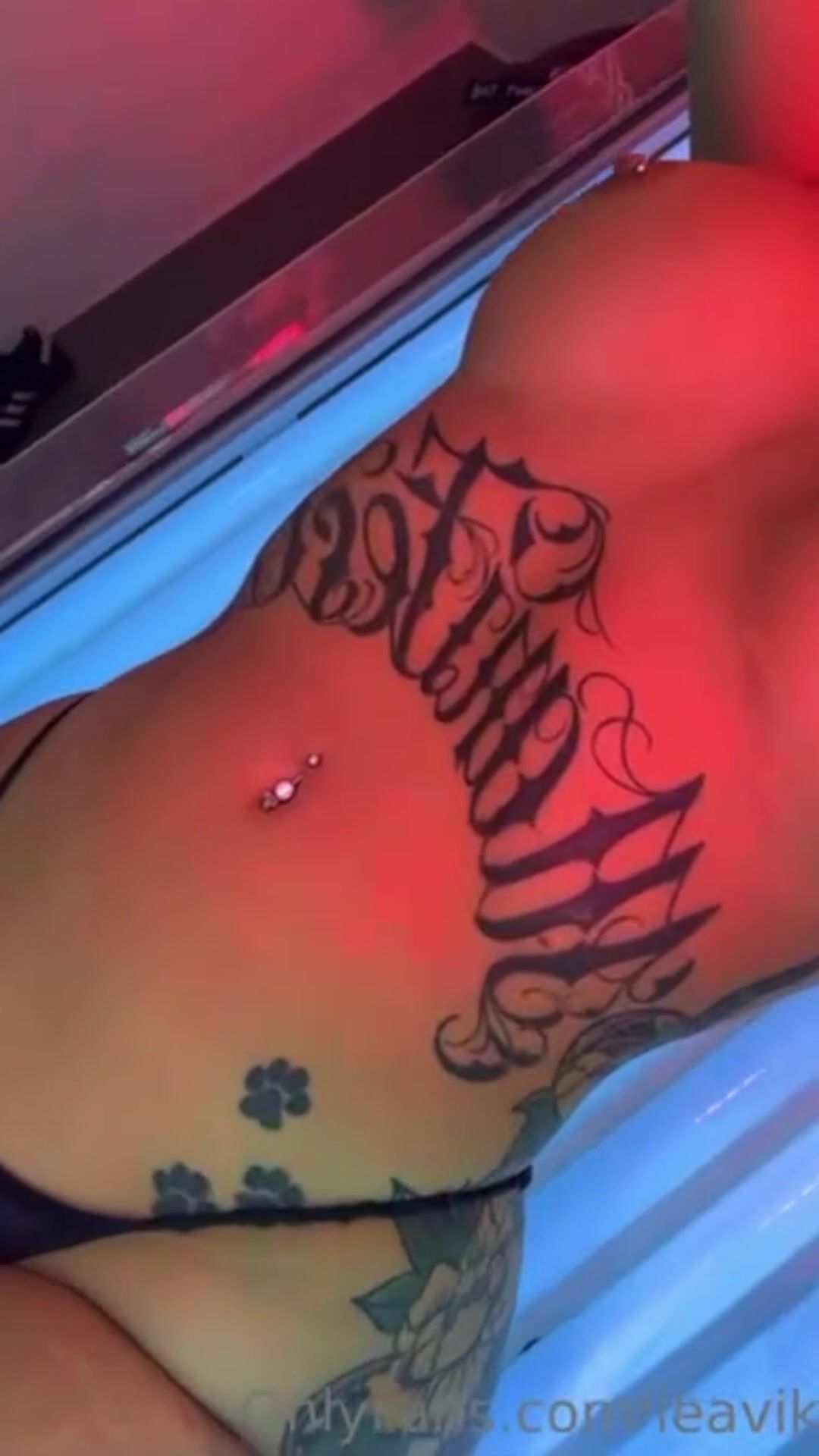 Norwegian Tattooed Lea Big Tits At Solarium