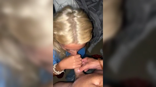 Adorable Australian GF Giving BJ
