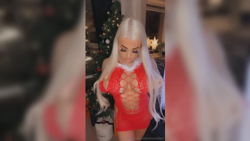 Norwegian Iselin Michelsen  Striptease