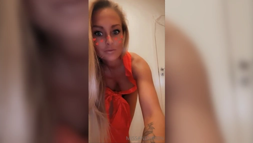 Norwegian MissAndersen viser den fine kroppen sin