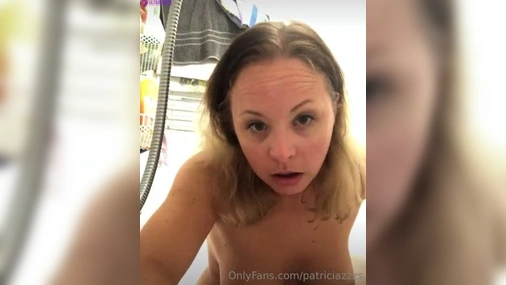 Swedish Babe Patricia Naked In Bathtub