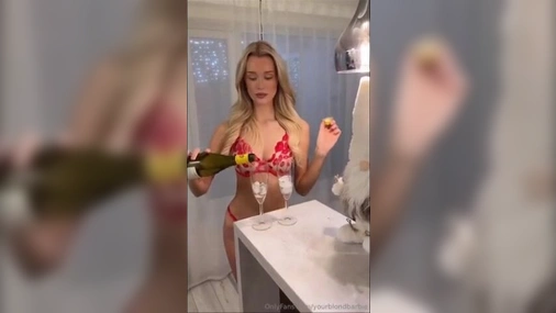 Norwegian Yourblondebarbie And Friend