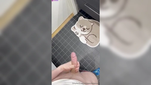 Finnish Babe Misskultanen Sucks A Big Dock