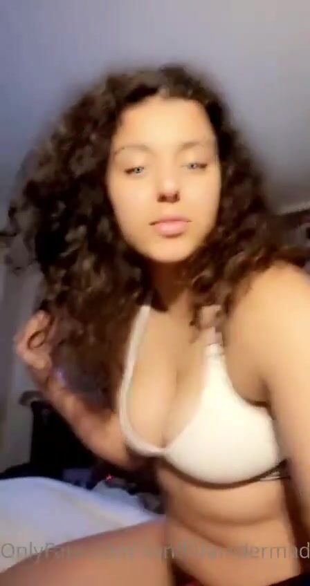 Danish Sandra Twerking video