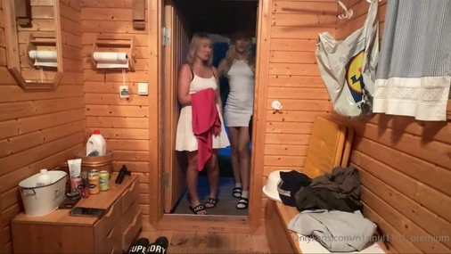 Finnish Brattyexclusive And N1nnul11ni Foursome In Sauna