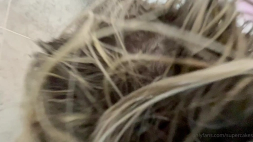 SureCakes Sucking And Swallowing Cum From BBC In Shower