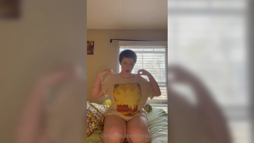 Dani Daae Risky Solo Masturbation