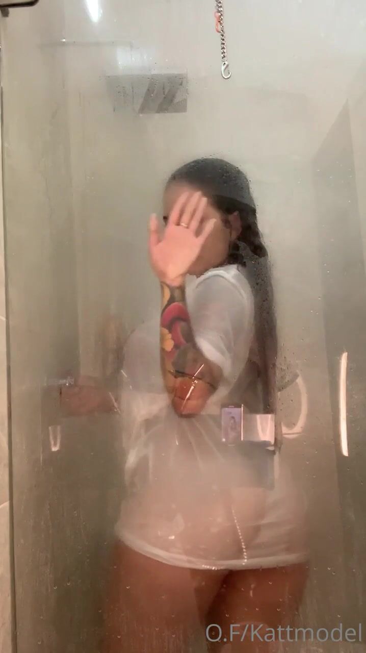 Showering dildo