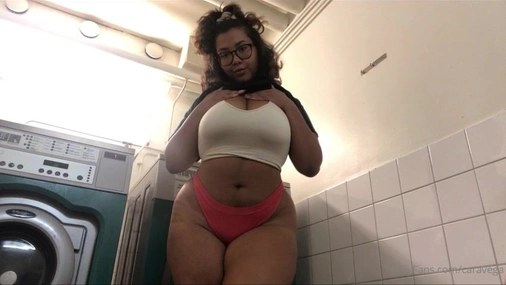 Swedish Cara Vega ¤21