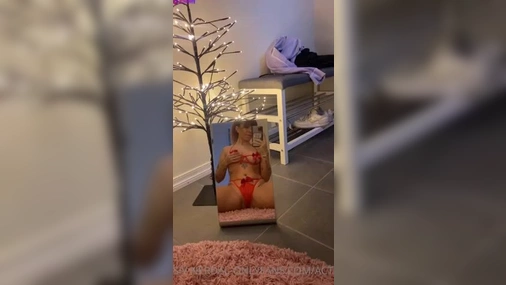 Siv Nerdal Masturbates Panties