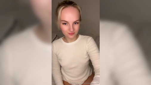 Norwegian michelle_exclusive Boob Play And Pussy Vibrator