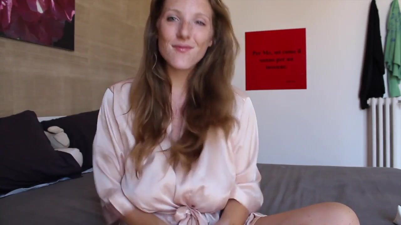LittleRedHeadLisa---Anatomy-Tour-And-Masturbations