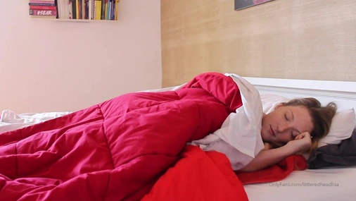 Littleredheadlisa - bedtime sex