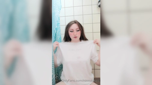 Ninna Beast miss wett t-shirt