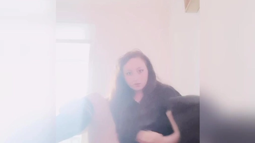 Ninna Beast nice pussy spread