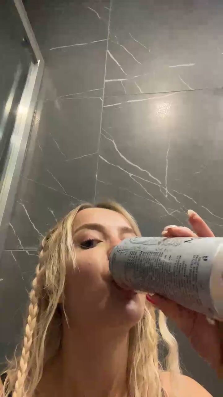 Gizem Bagdacicek - Pussy Masturbation And Dildo Blowjob on Livestream
