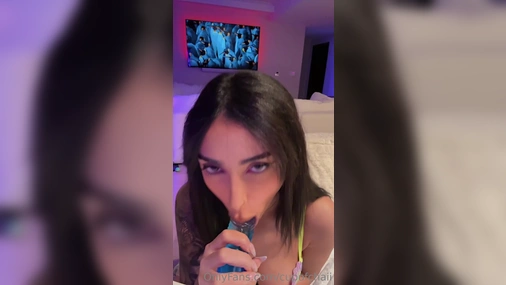 Cupofchaii Sucks Dildo