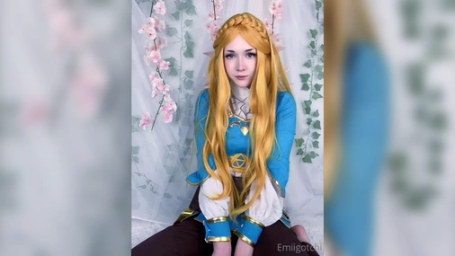 Emiigotchi - Cute Cosplayer Masturbating And Riding Big Dildo