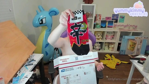 Yummy Kimmy Topless Unboxing