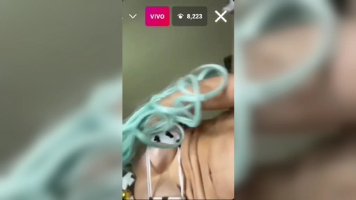 Andreina Fonseca Stripteasing And Masturbating on Live