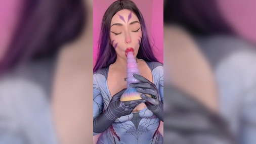 Kyure Dildo Blowjob In Costume