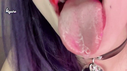 Kyure Teasing In Collar