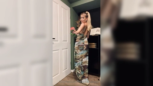 Elena Kamperi Erotic Dance