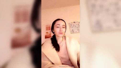 Latinaloverr777 Flashing Tits On Cam