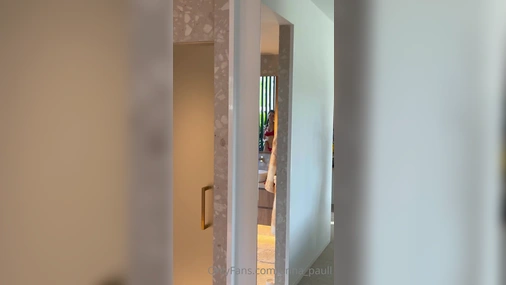 Anna Paul Getting Dildo Fucked by Guy