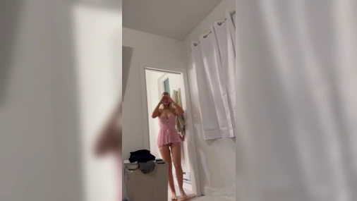 Tanababyxo Hot Homemade Sextape With Boyfriend