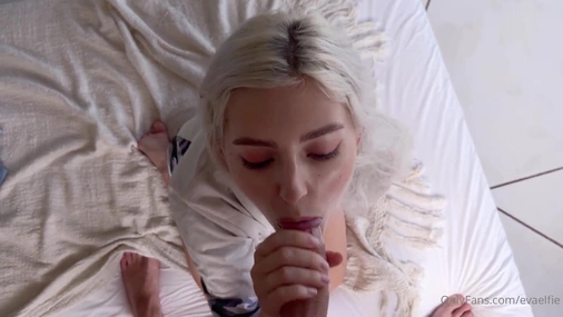 Eva Elfie Homemade Cockriding Sextape