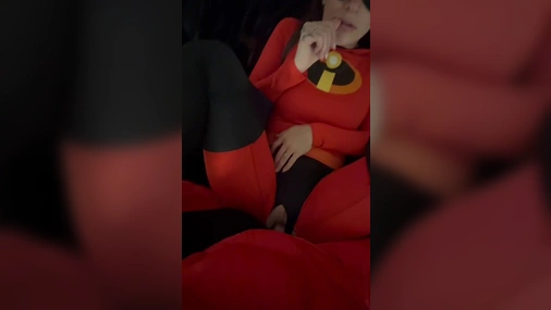 Arikytsya Mrs Incredible Cosplay Sextape