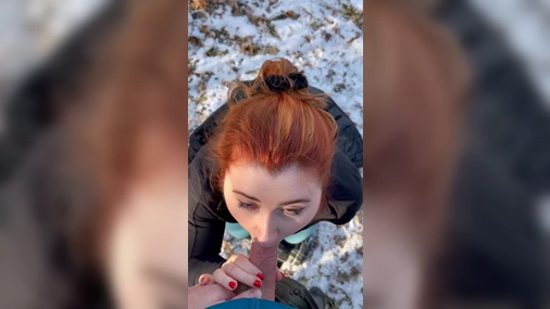 Isla-moon blowjob in the snow