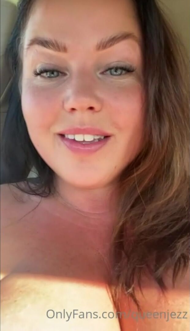 Swedish Busty QueenJezz Talking Dirty x Fingers Her Tight Pussy In Car