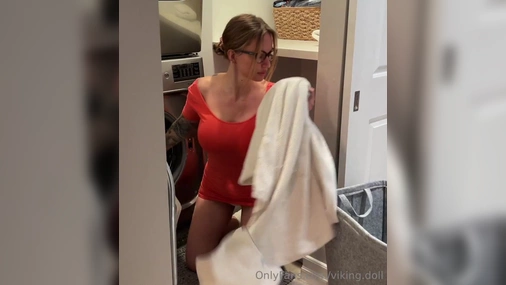 Viking Barbie Stuck In Washing Machine FMM Threesome