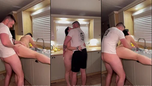 Sxphiemxi having sex in the kitchen