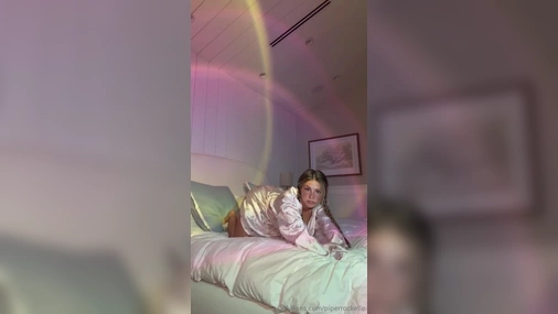 Piper Rockelle Strips In Bedroom And Shows Pussy